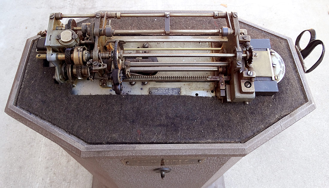 USA Vintage store display デッドストック Wall Street Journal Dow Jones Stock Ticker Tape Machine w